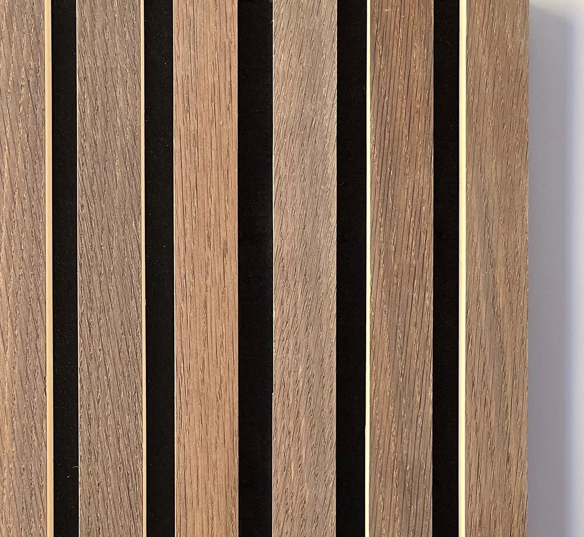 Media smoked Oak